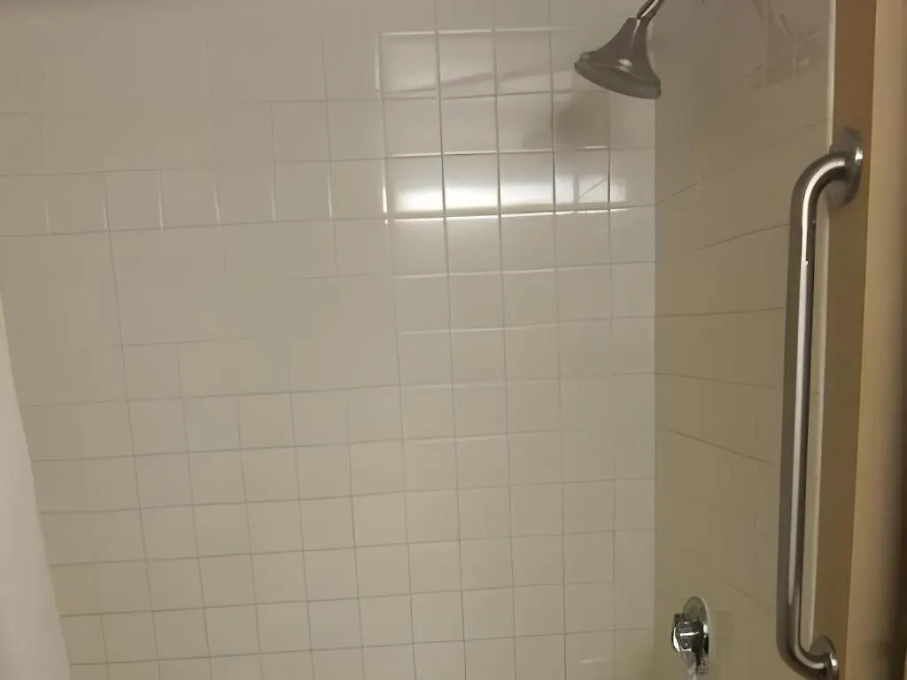 Holiday Inn Express Toronto East - Scarborough By Ihg 2*,  Kanada