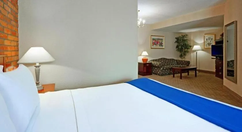 Holiday Inn Express Toronto East - Scarborough By Ihg 2*,  Kanada