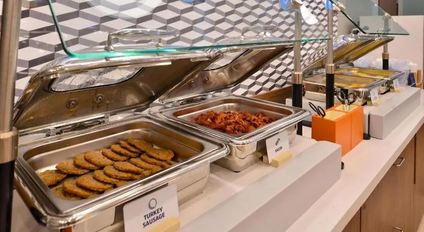 Holiday Inn Express Toronto East - Scarborough By Ihg Canada