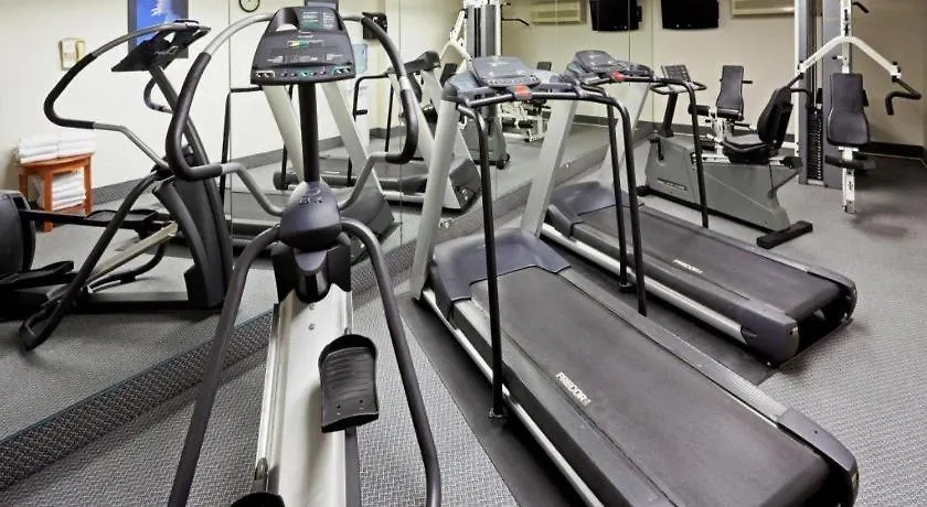 Holiday Inn Express Toronto East - Scarborough By Ihg 2*,