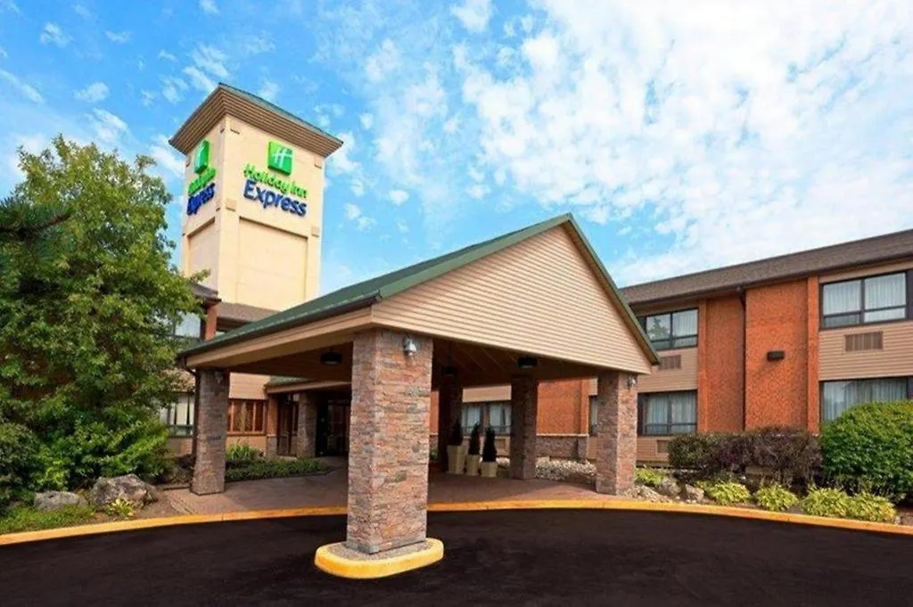 Holiday Inn Express Toronto East - Scarborough By Ihg 2*,